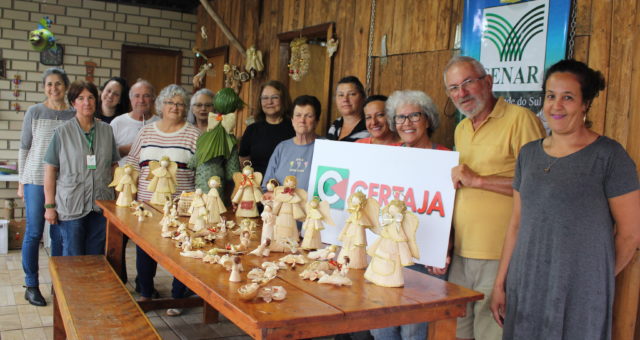 CERTAJA apoia curso de artesanato em palha de milho