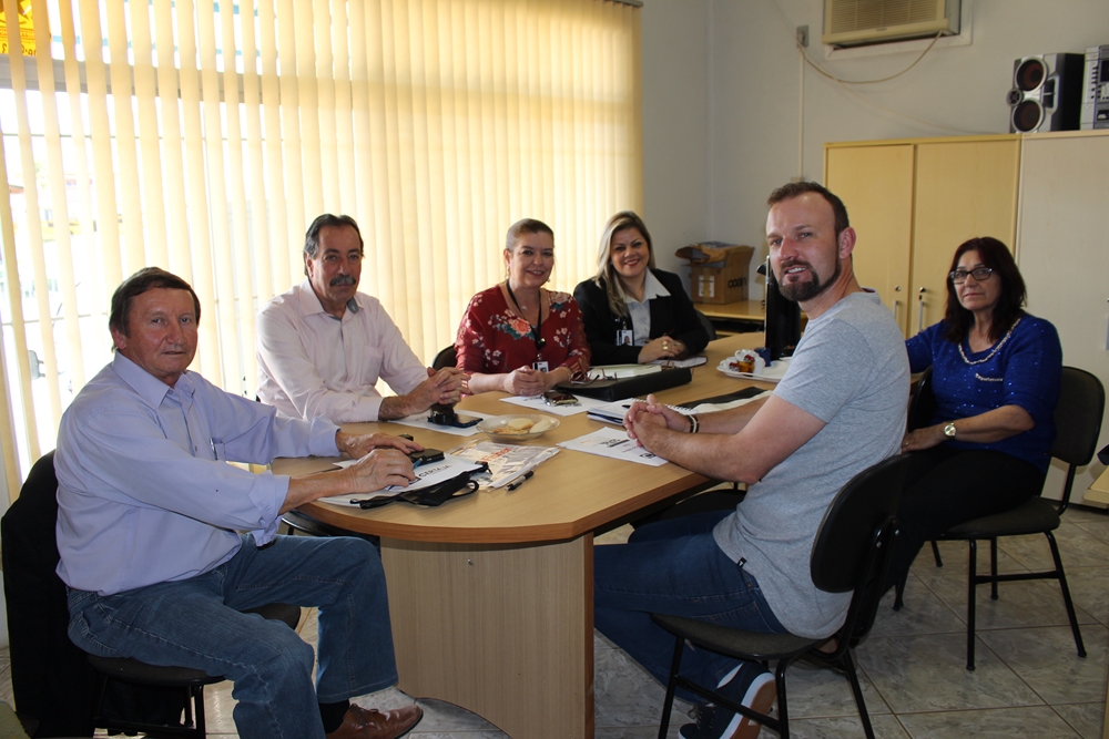 VISITA SECRETARIA DE EDUCAÇÃO BARÃO DO TRIUNFO